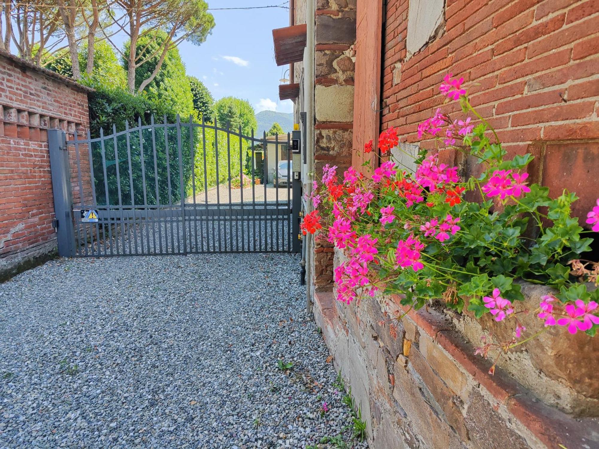 B&B Toringo Capannori Exterior photo