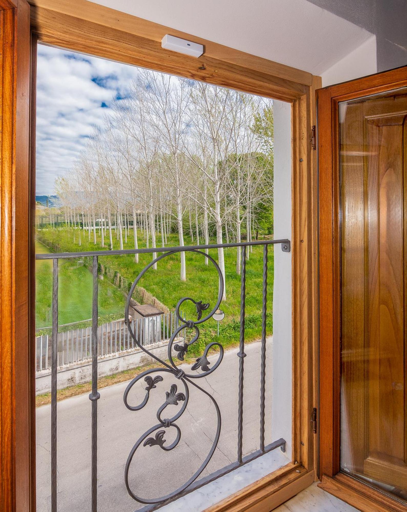 B&B Toringo Capannori Exterior photo
