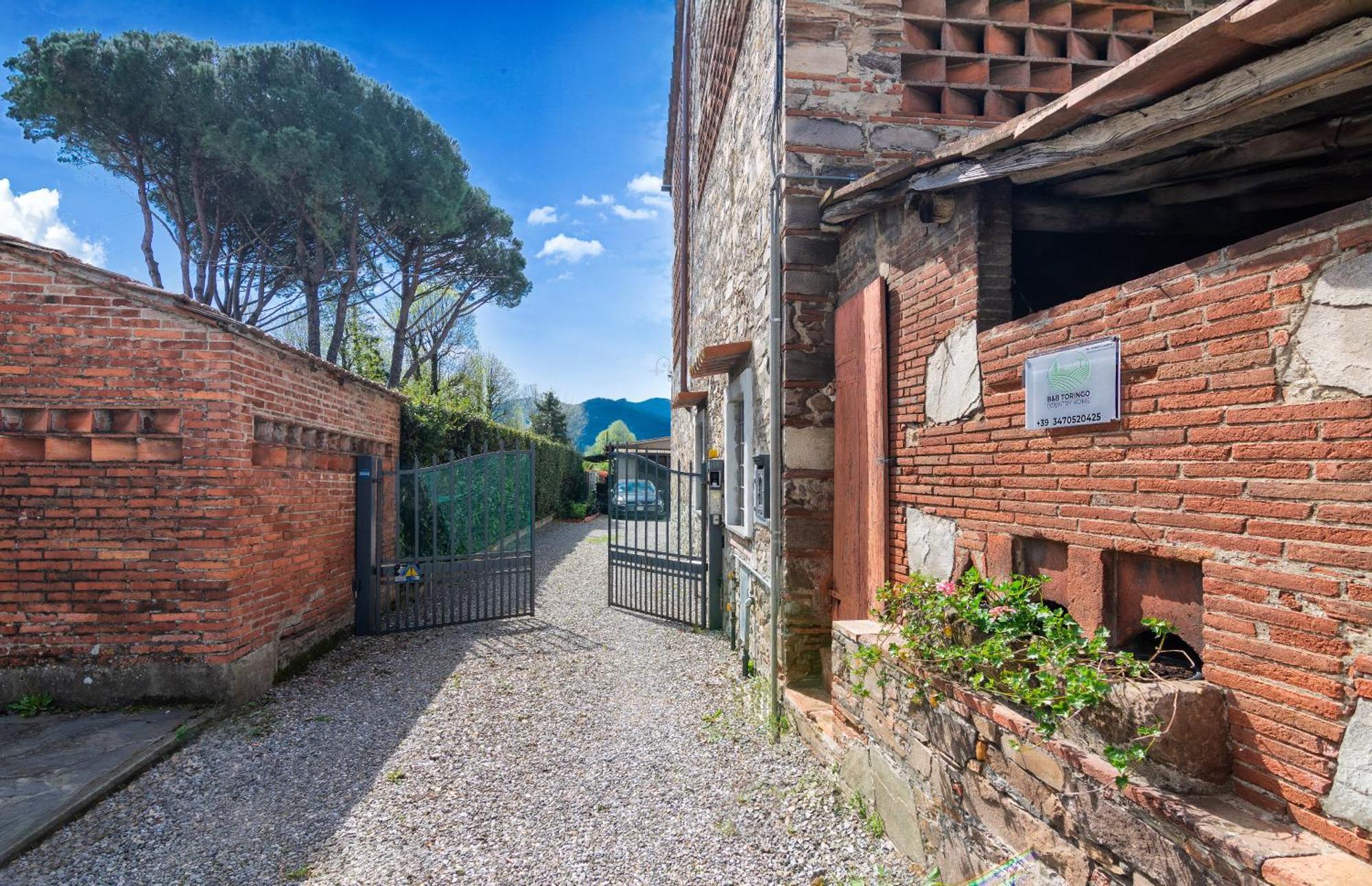 B&B Toringo Capannori Exterior photo
